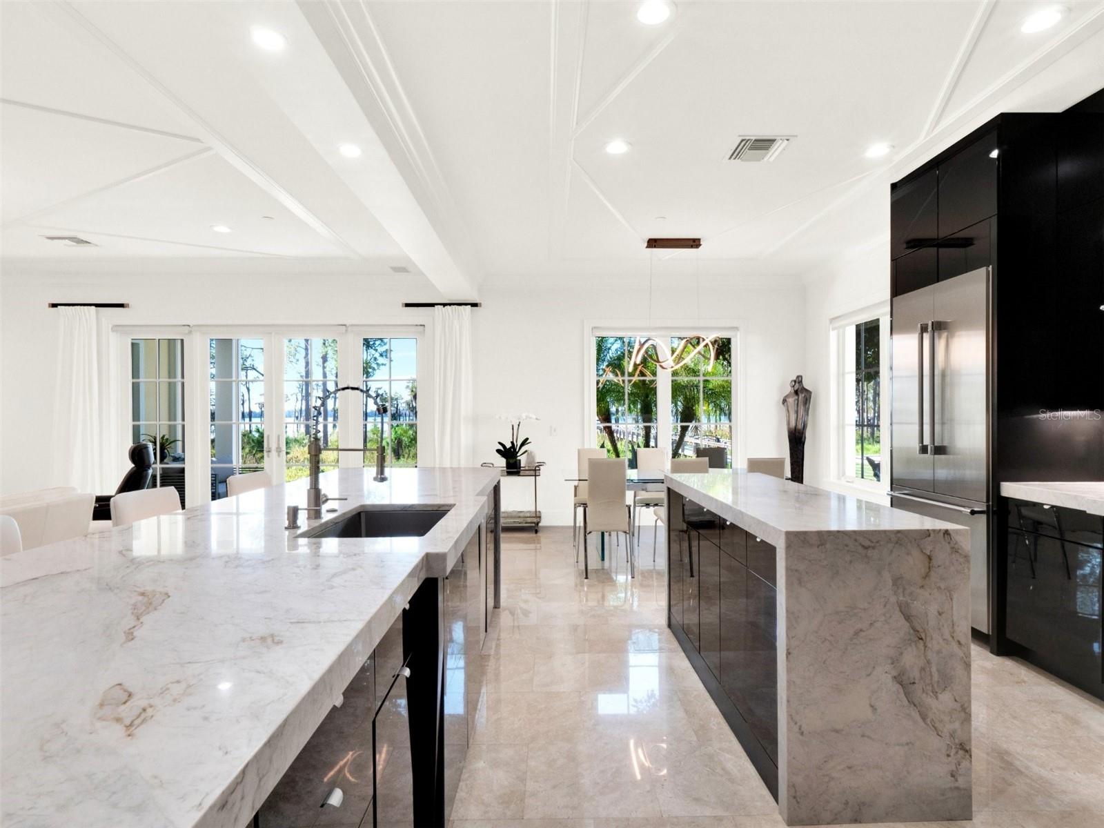 Image 30 of 91 For 10355 Kensington Shore Drive I-102