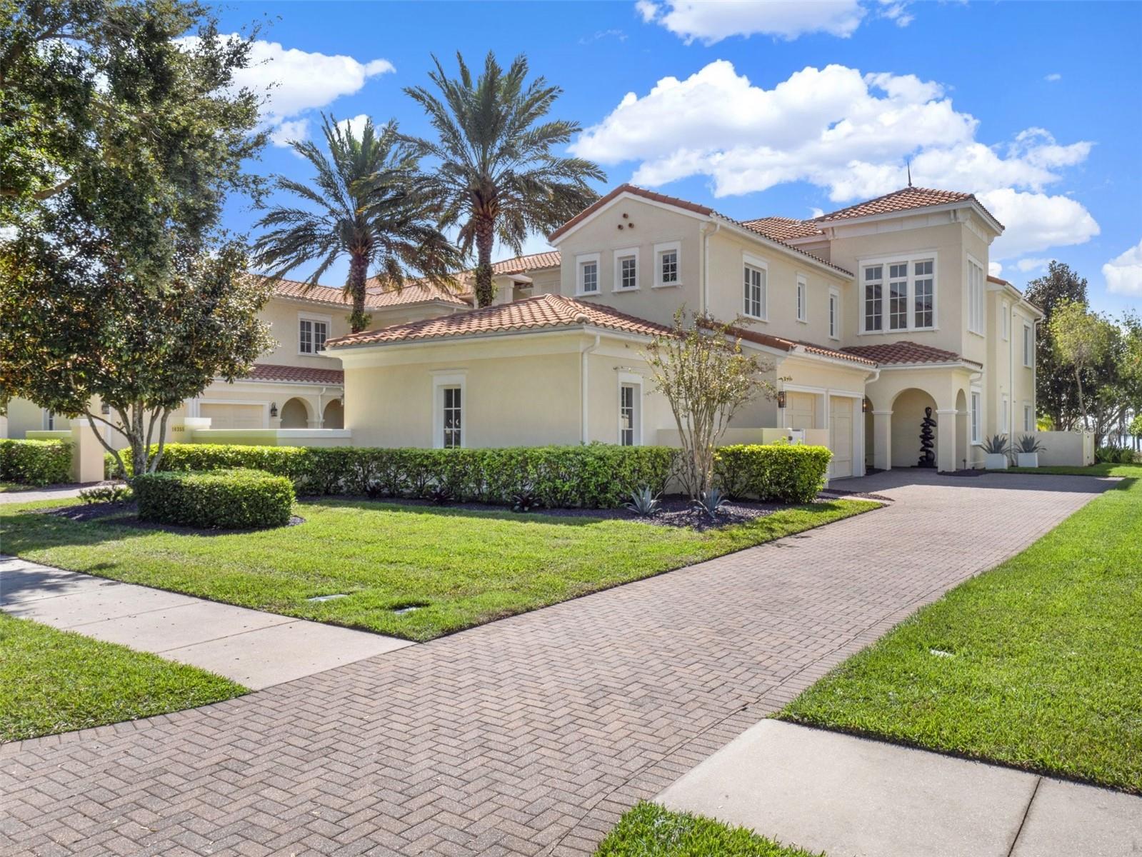 Image 4 of 91 For 10355 Kensington Shore Drive I-102
