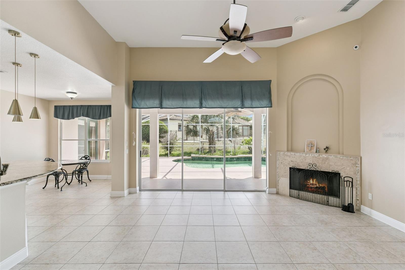 Image 10 of 37 For 7670 Milano Drive