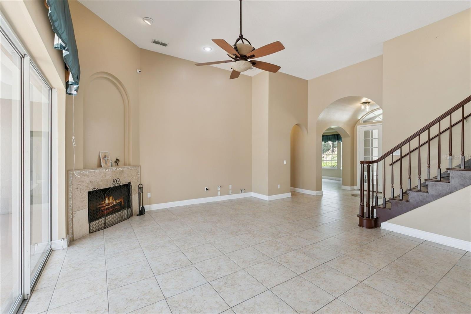 Image 11 of 37 For 7670 Milano Drive