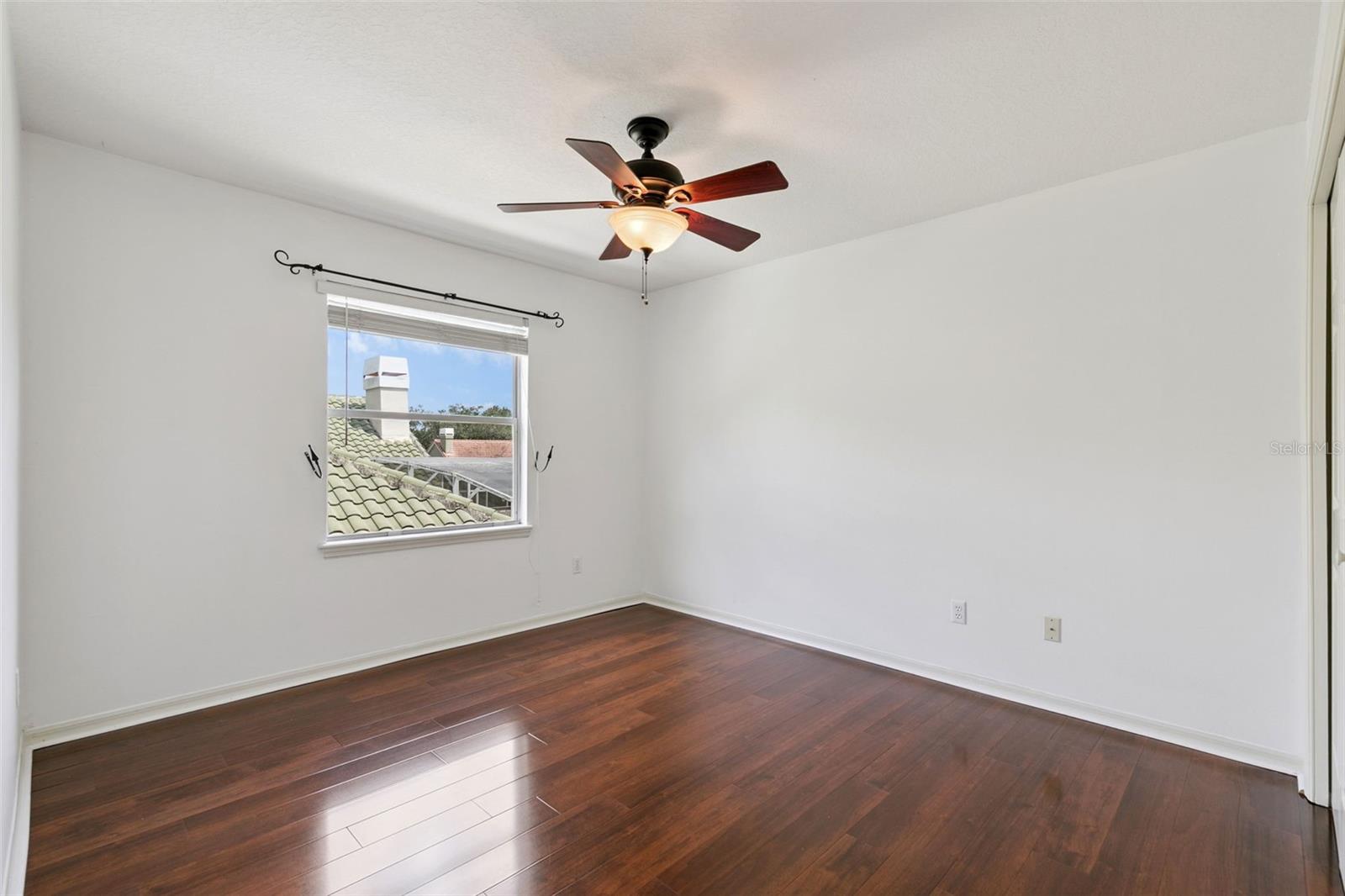 Image 28 of 37 For 7670 Milano Drive