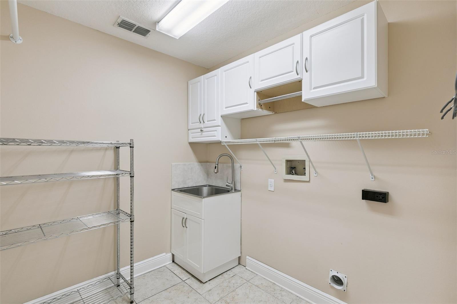 Image 31 of 37 For 7670 Milano Drive