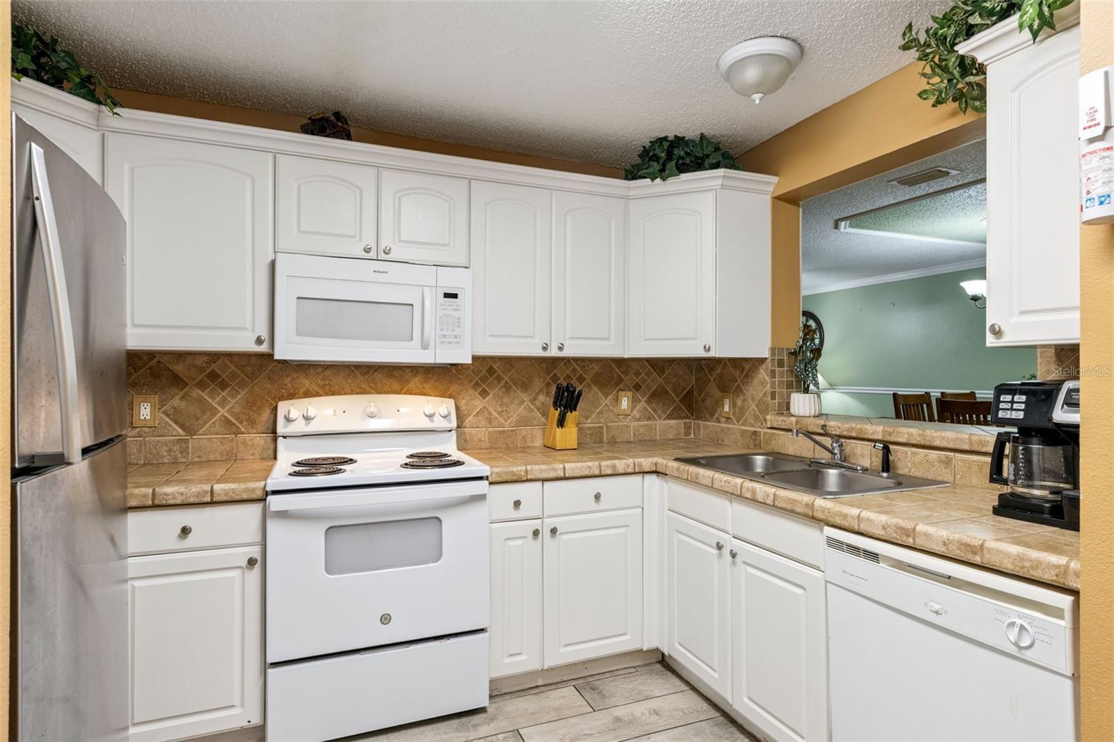 Image 7 of 23 For 8838 Coral Palms Court A