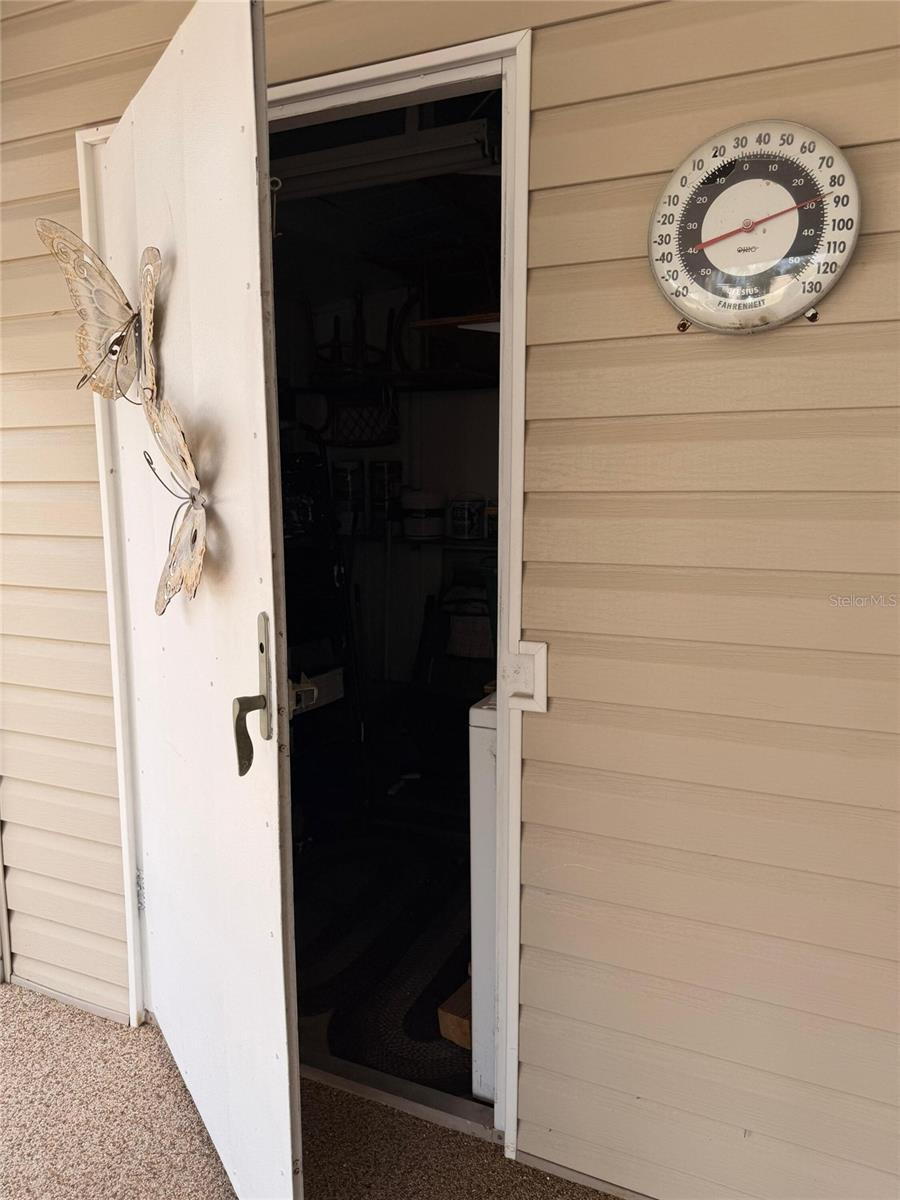 Image 14 of 21 For 2514 17th Street Lane W