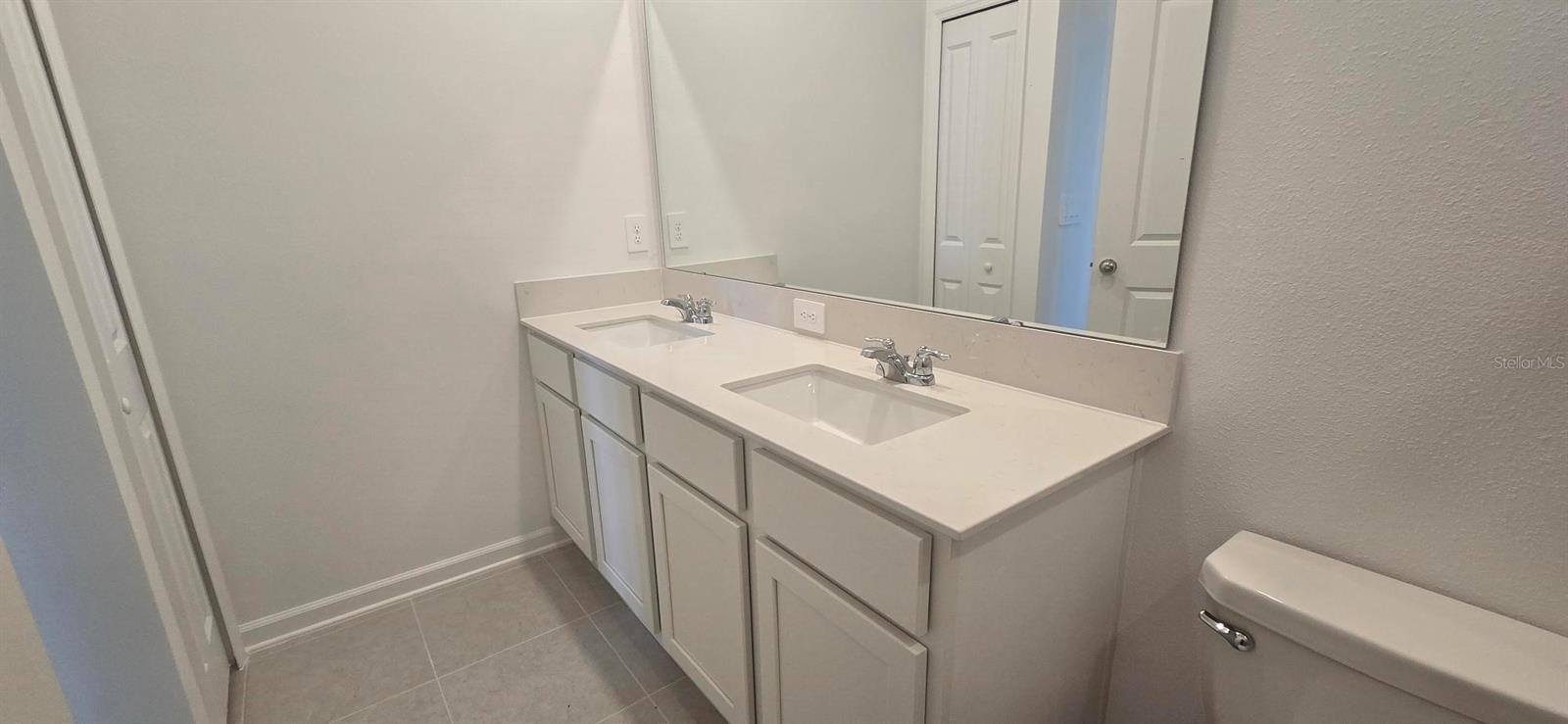 Image 10 of 16 For 3024 Chicago Avenue