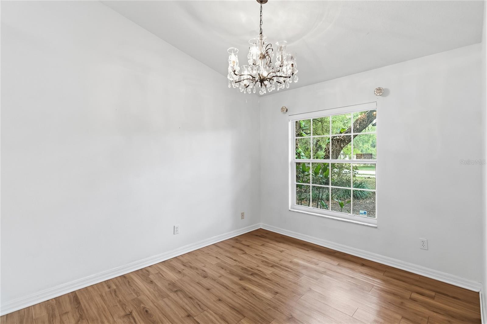 Image 11 of 24 For 210 Madison Street