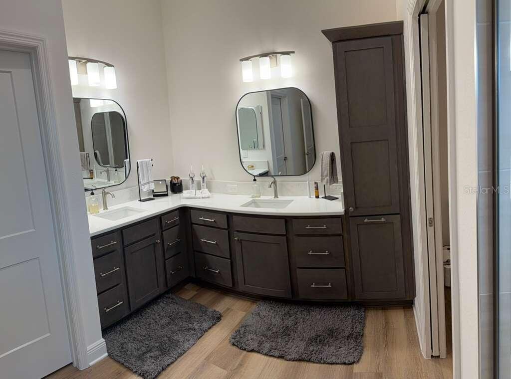 Image 14 of 21 For 2655 Cleveland Place