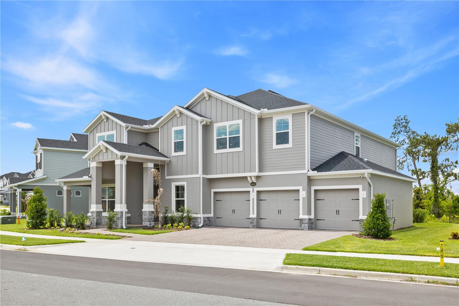 Image 2 of 78 For 17372 Glossy Pomelo Way