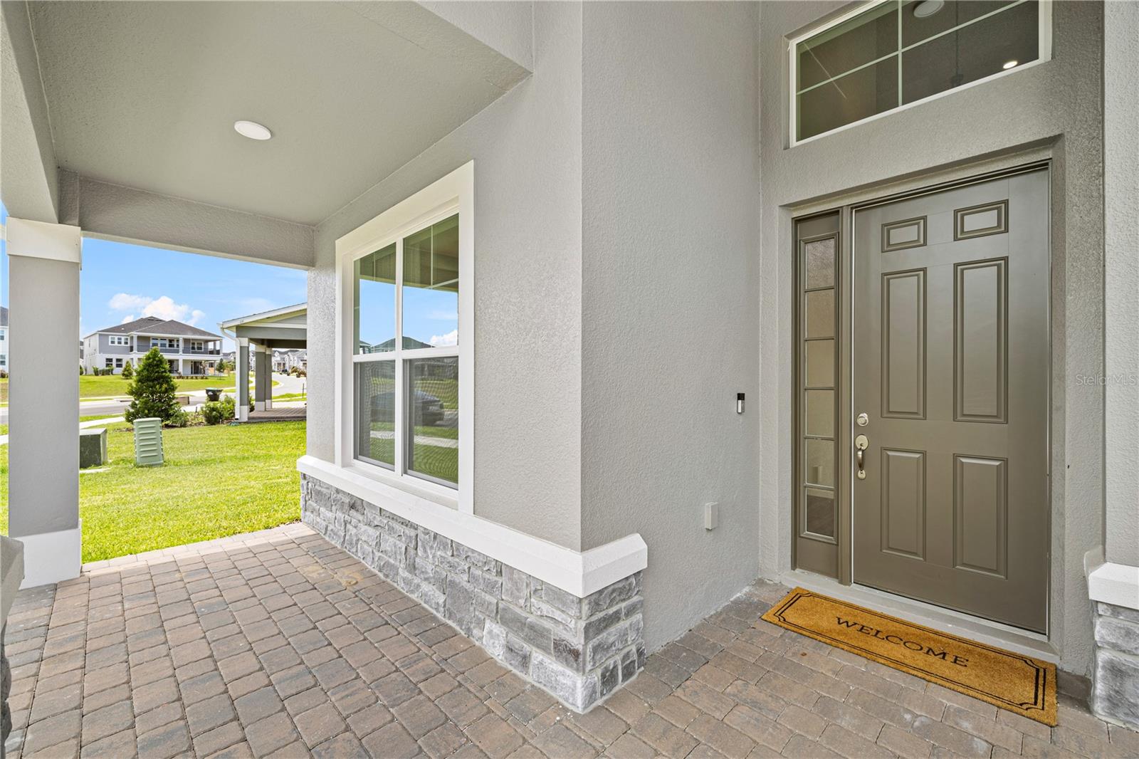 Image 4 of 78 For 17372 Glossy Pomelo Way