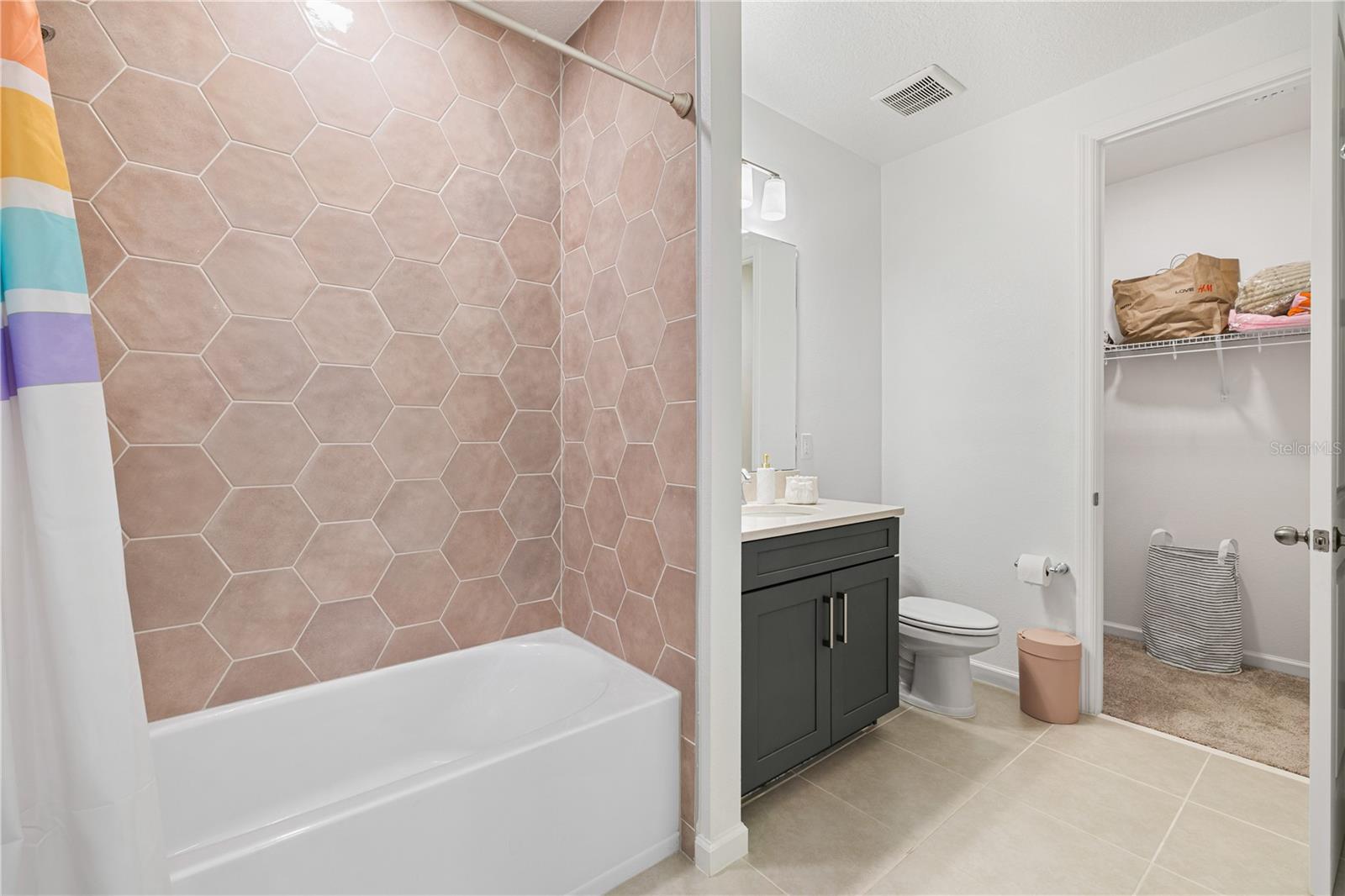 Image 49 of 78 For 17372 Glossy Pomelo Way