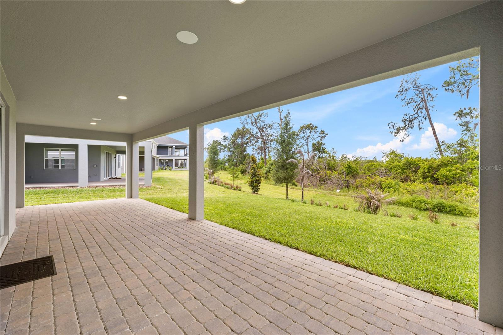Image 72 of 78 For 17372 Glossy Pomelo Way
