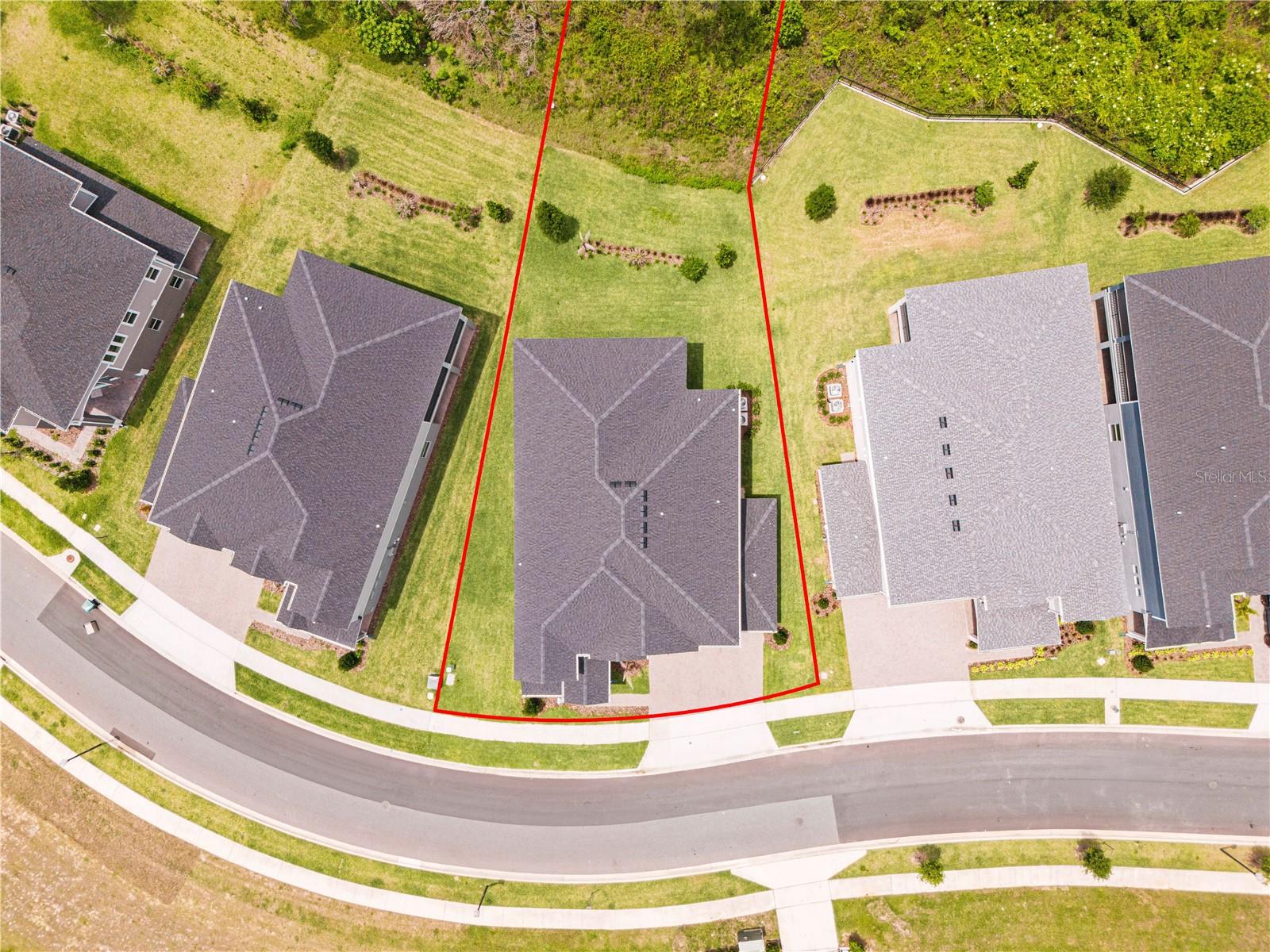 Image 76 of 78 For 17372 Glossy Pomelo Way