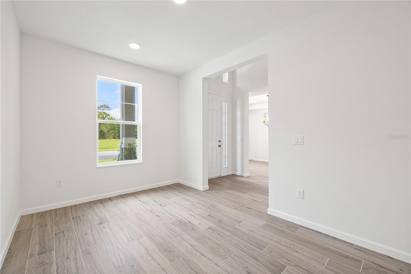 Image 9 of 78 For 17372 Glossy Pomelo Way