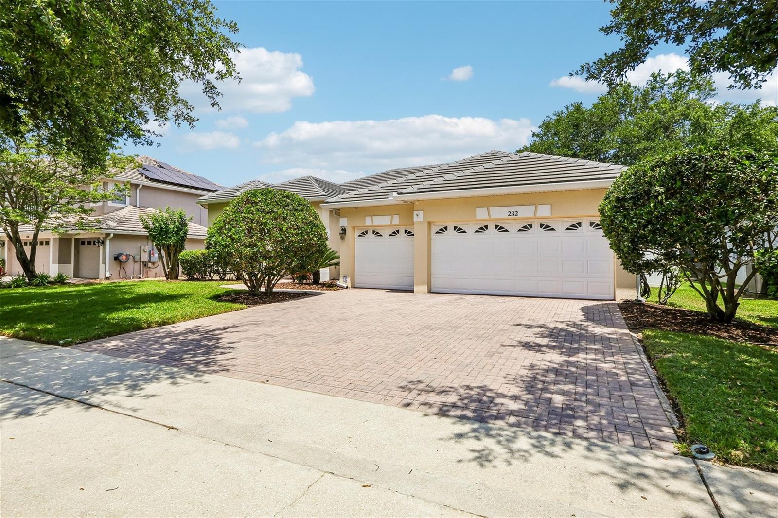 Image 4 of 41 For 232 Sagecrest Dr