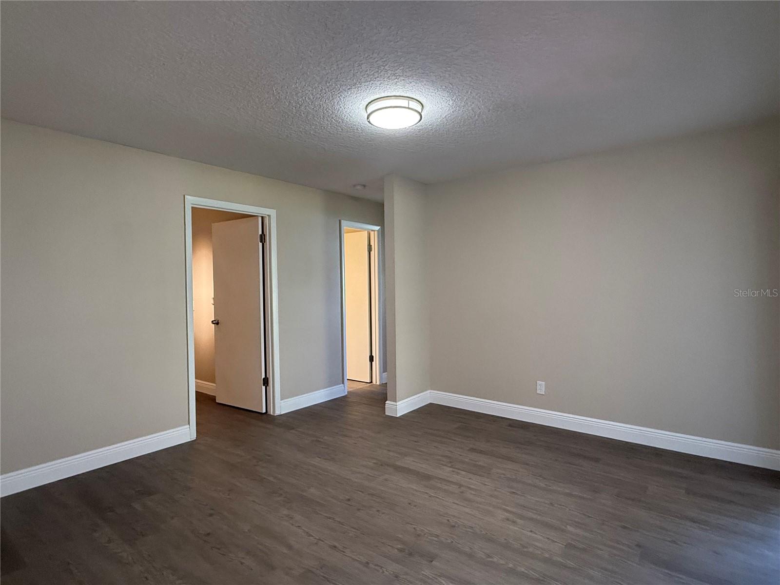 Image 14 of 31 For 881 Brunswick Lane
