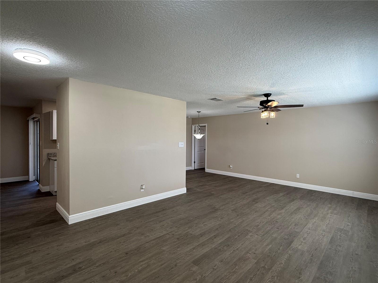 Image 2 of 31 For 881 Brunswick Lane