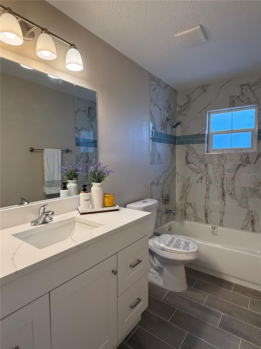 Image 20 of 31 For 881 Brunswick Lane