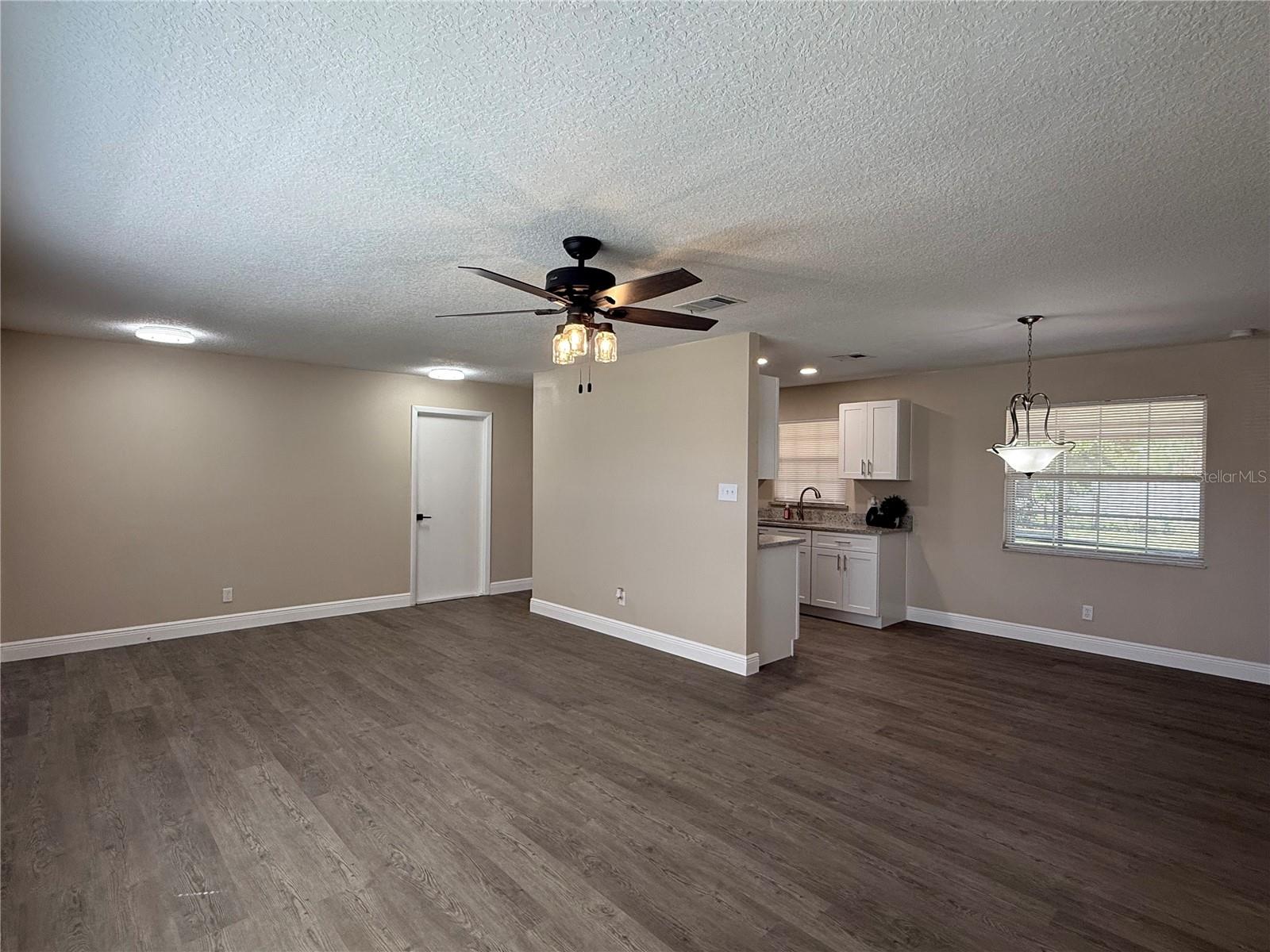 Image 3 of 31 For 881 Brunswick Lane