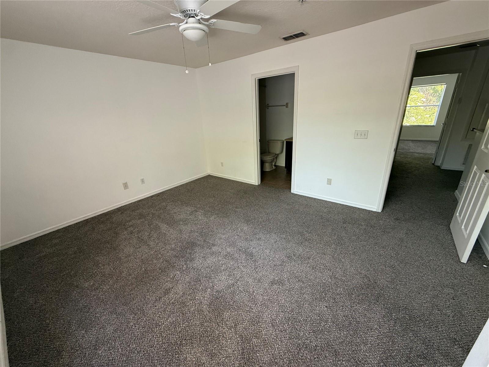 Image 5 of 8 For 13495 Applerose Lane 26