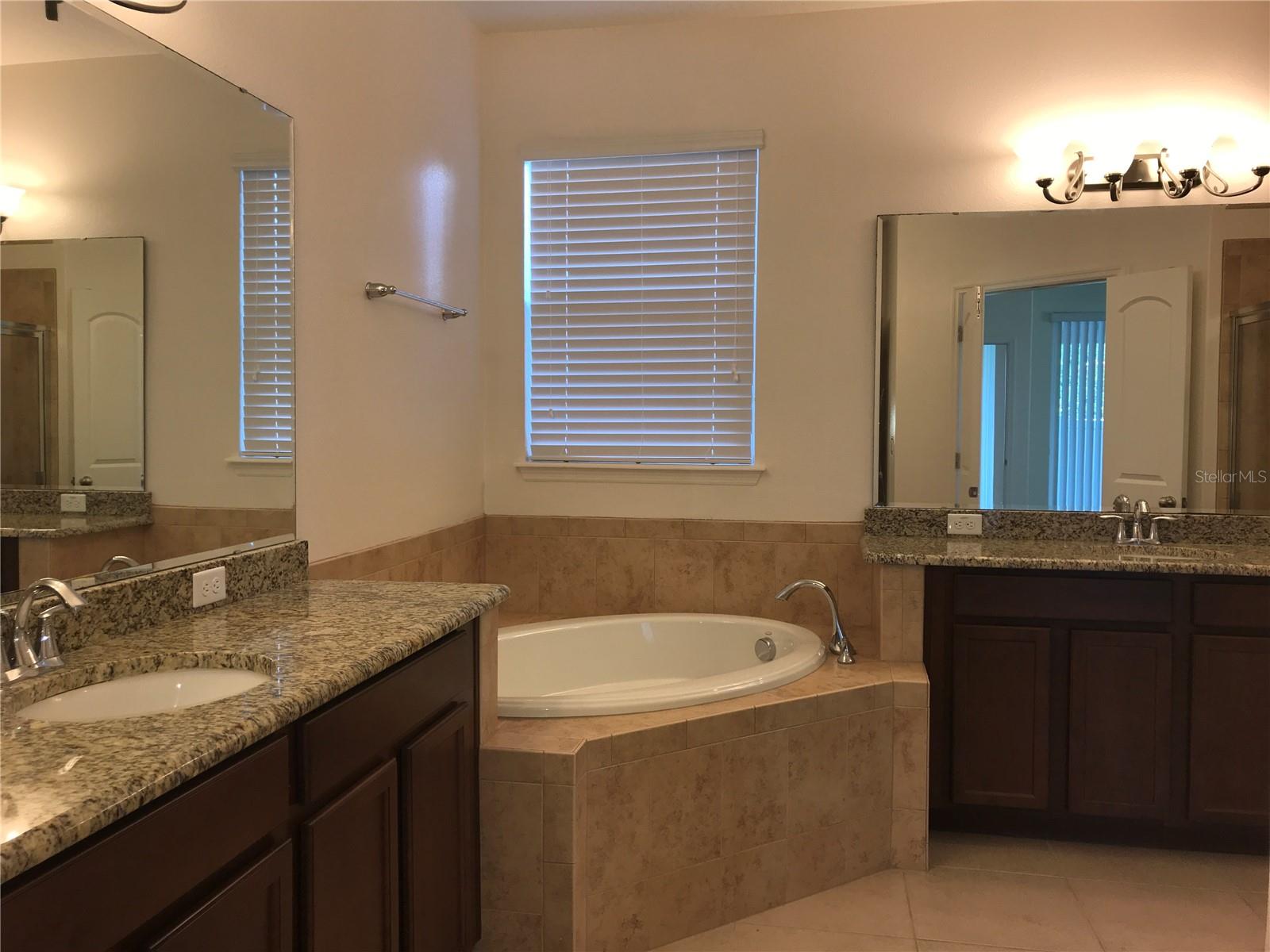 Image 12 of 19 For 14640 Spotted Sandpiper Boulevard