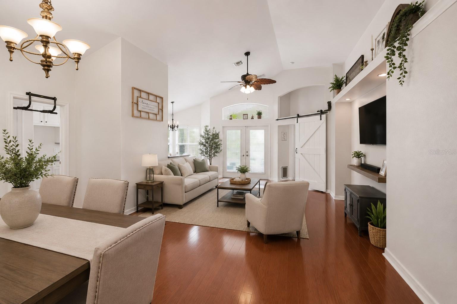 Image 19 of 24 For 10424 Stonepark Drive Drive