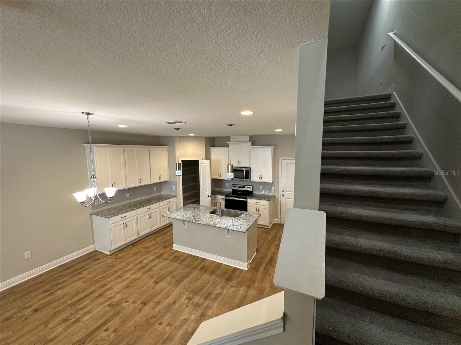 Image 7 of 23 For 416 Diamond Dove Cove