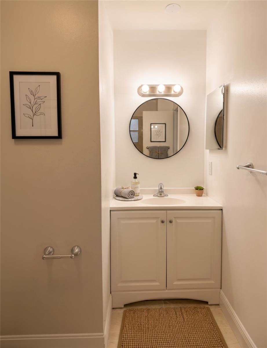 Image 7 of 14 For 10849 Wheaton Court