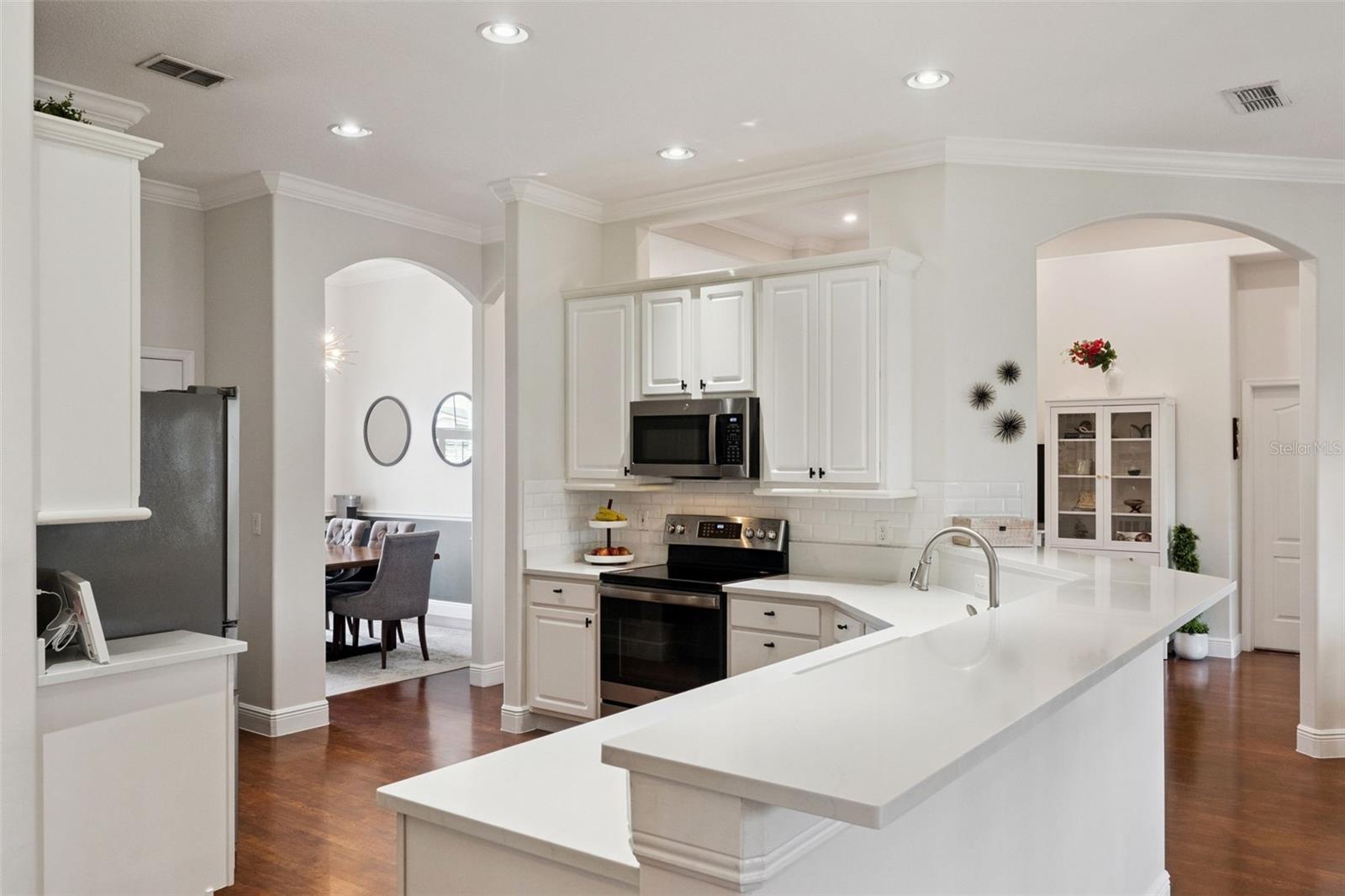 Image 11 of 37 For 2922 Willow Bay Terrace