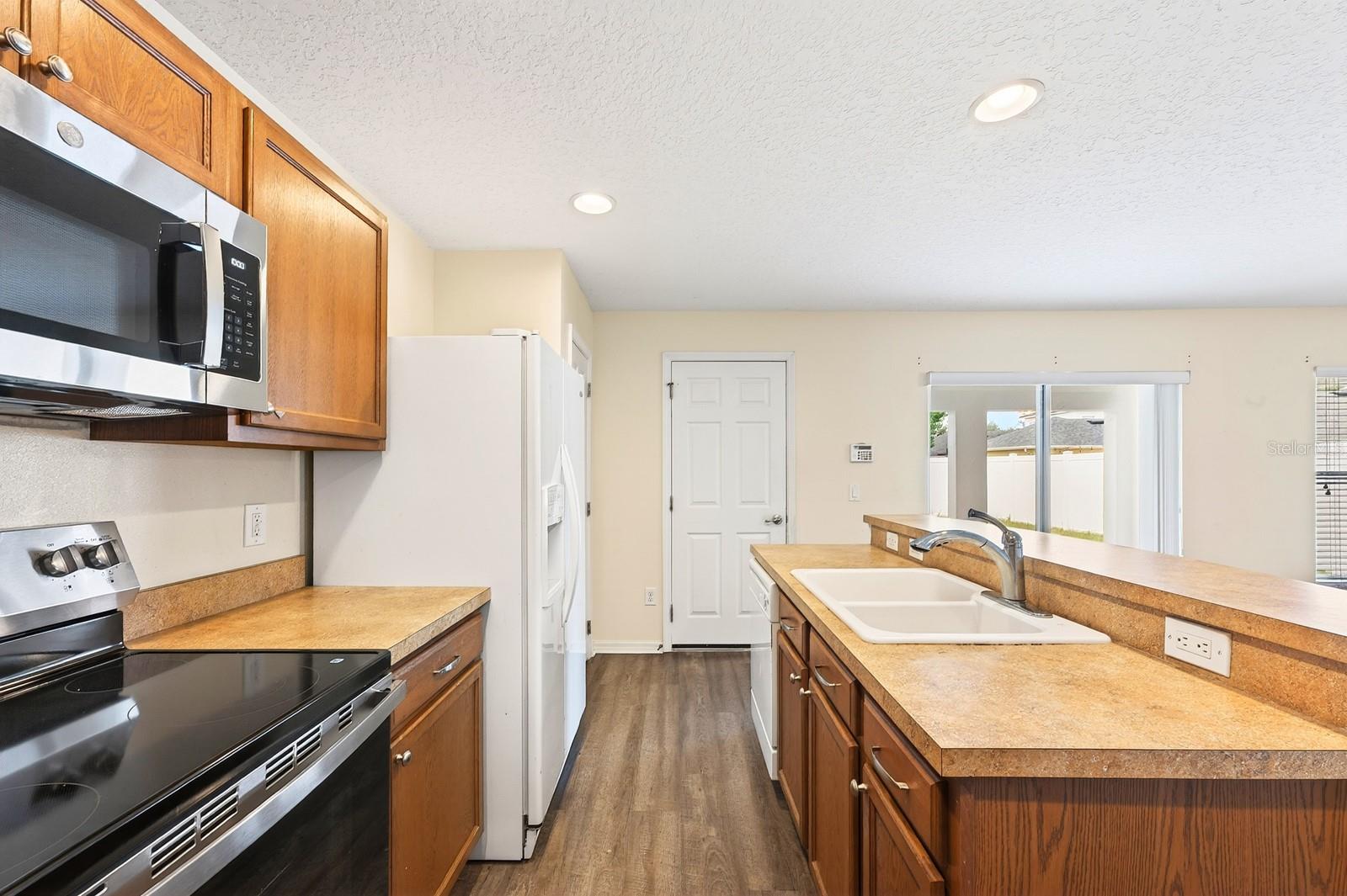 Image 10 of 39 For 13812 Cepheus Drive