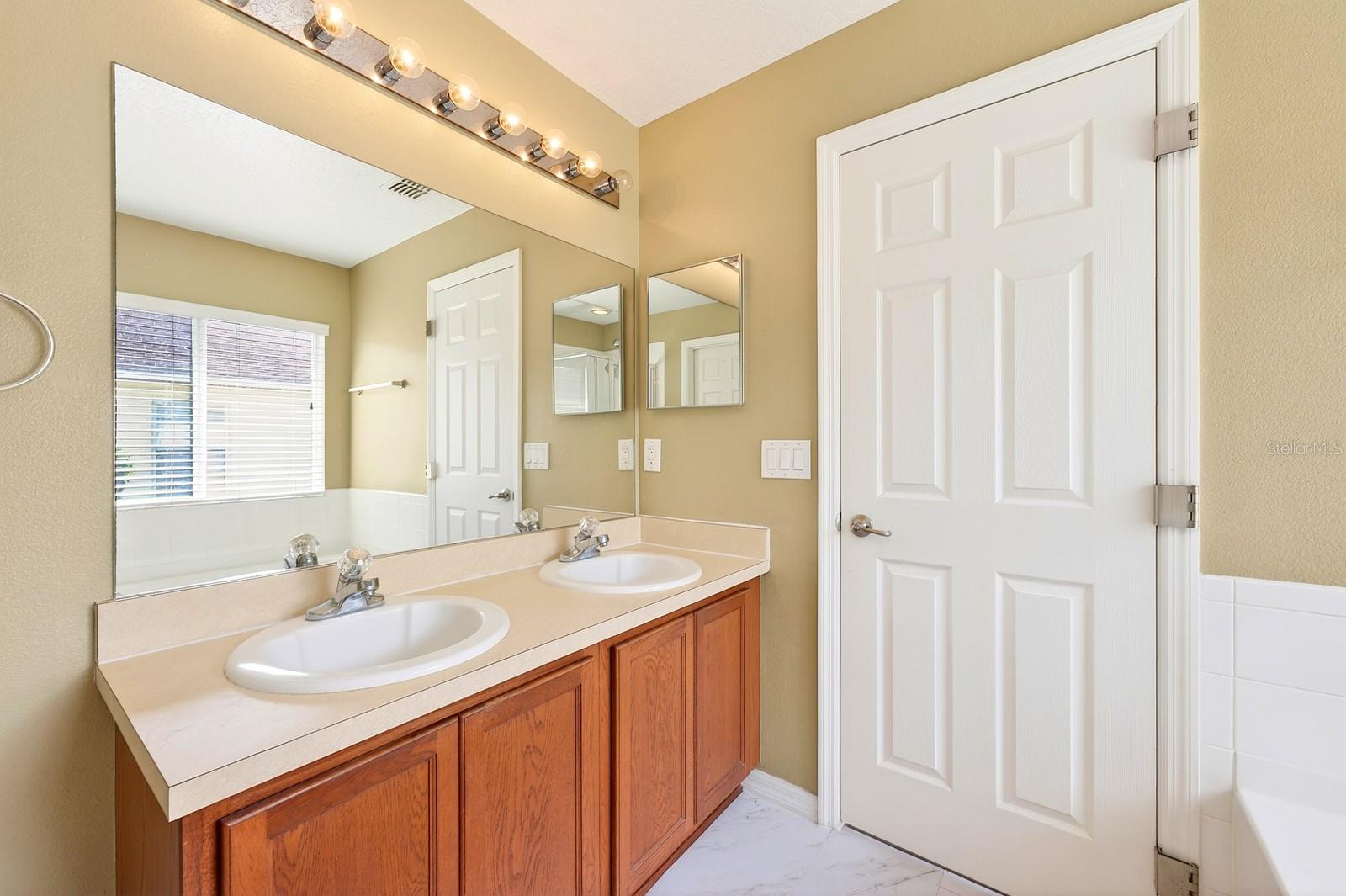 Image 15 of 39 For 13812 Cepheus Drive