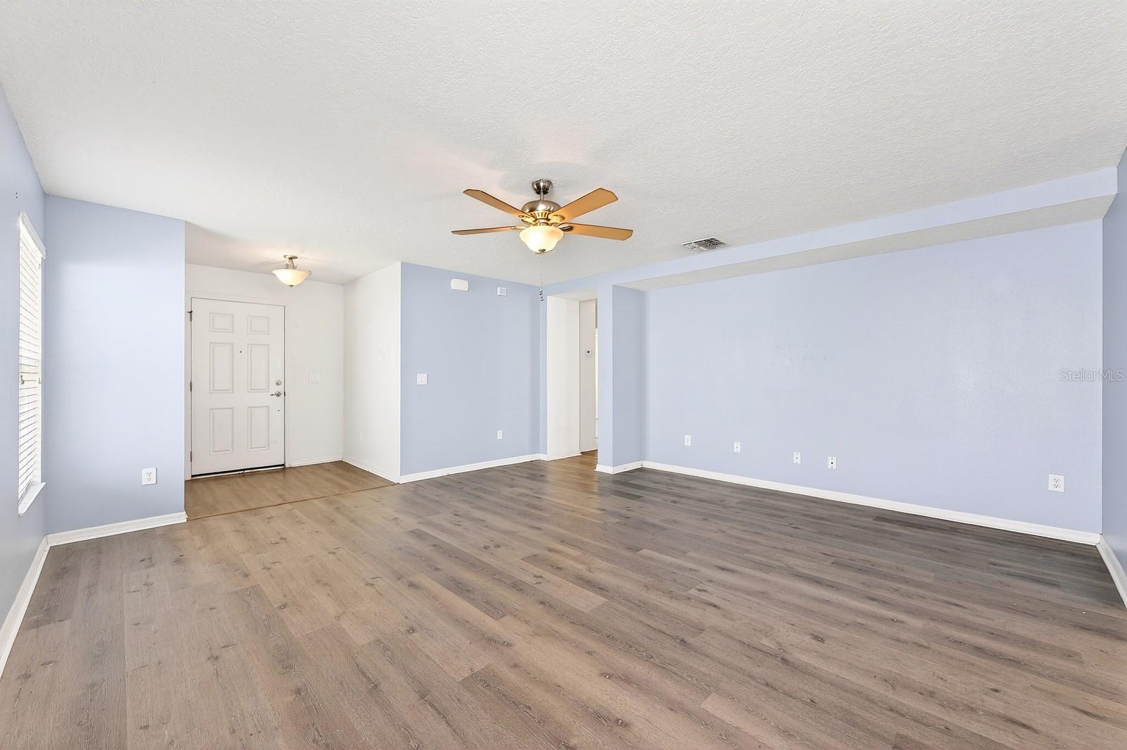 Image 4 of 39 For 13812 Cepheus Drive