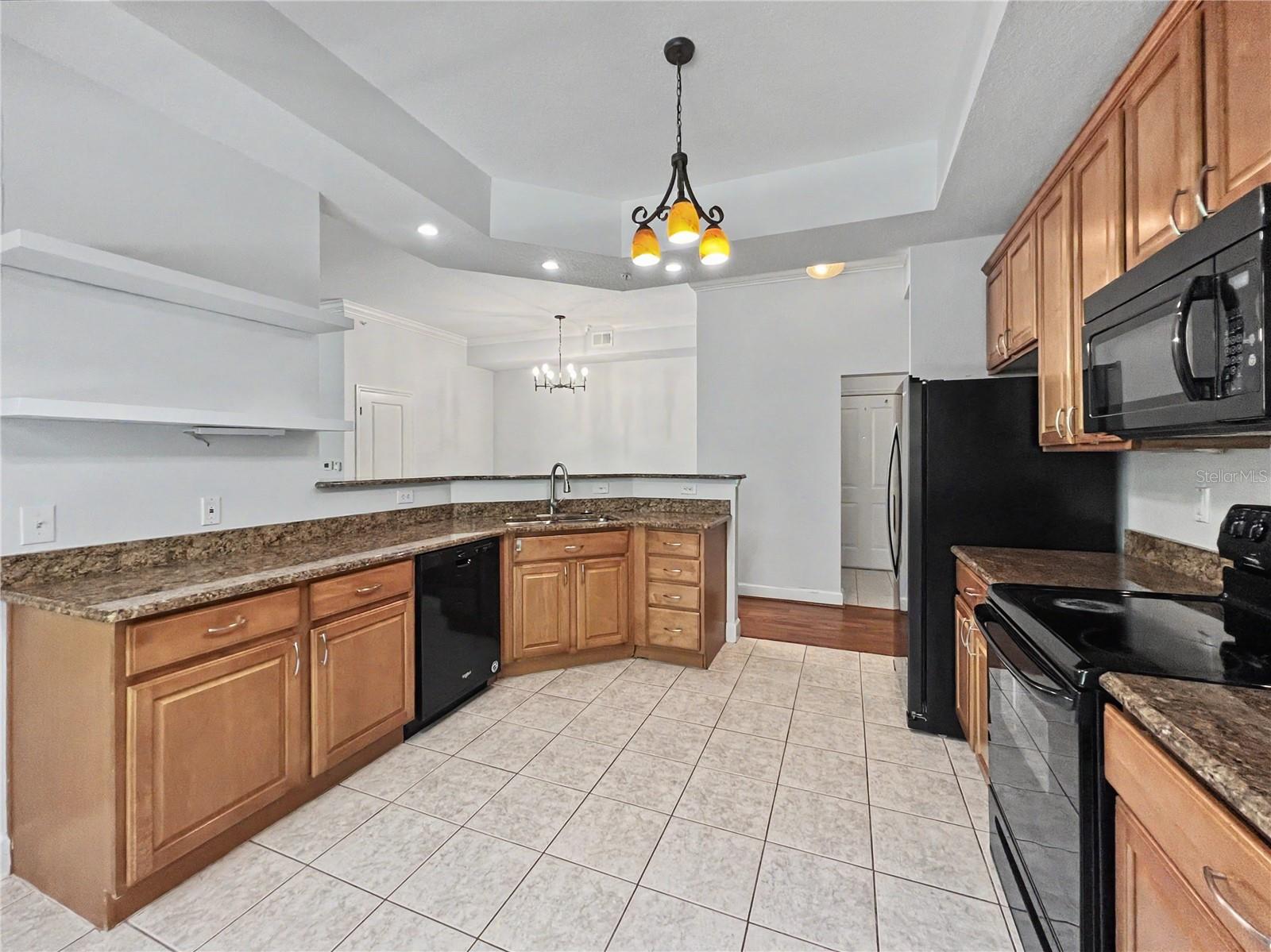 Image 15 of 65 For 1230 Wright Circle 108