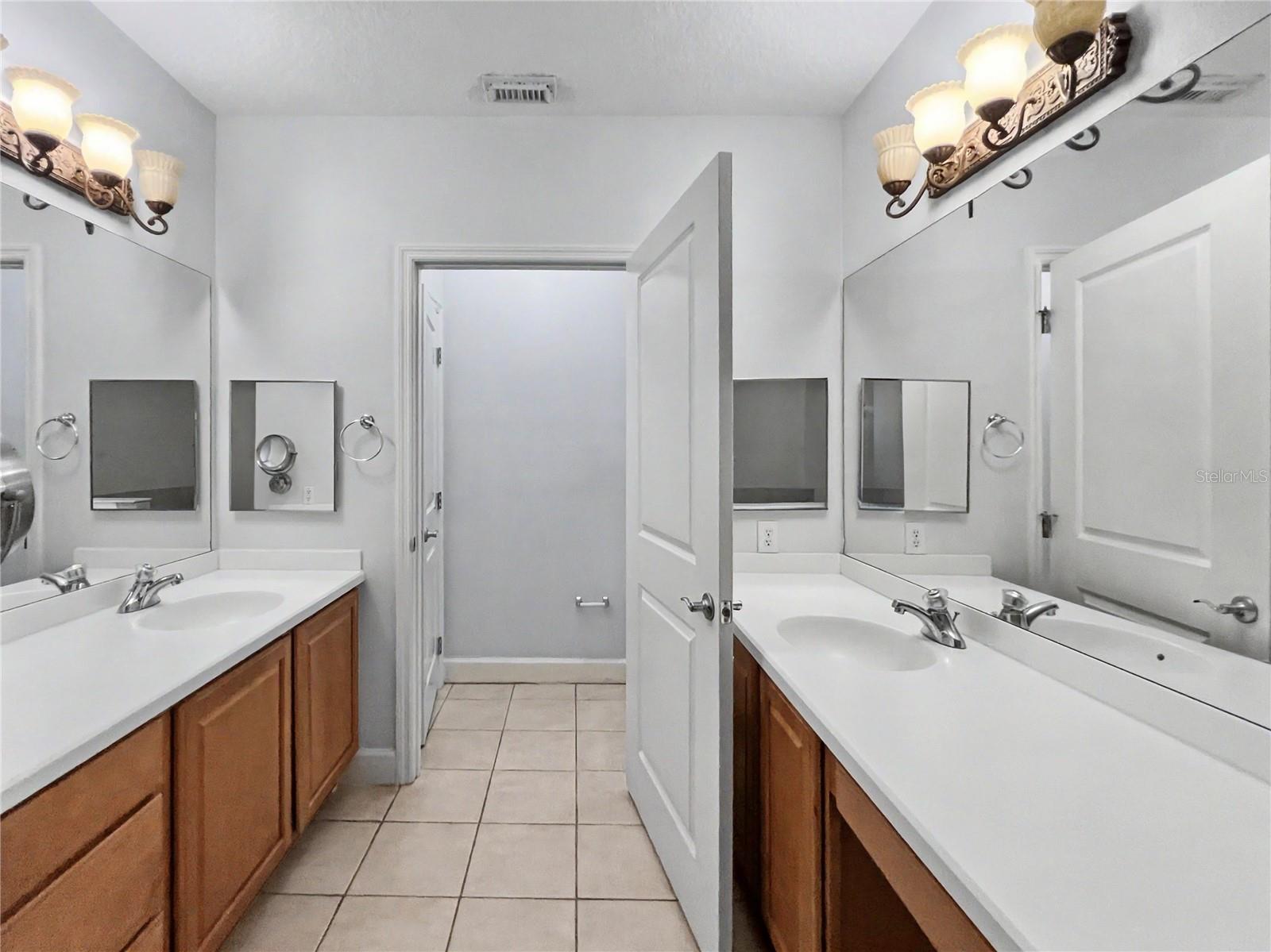 Image 39 of 65 For 1230 Wright Circle 108