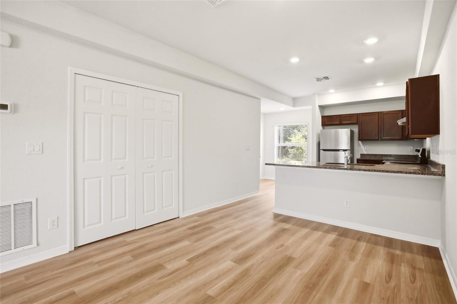Image 10 of 46 For 29475-29477 Peace River Shores Boulevard