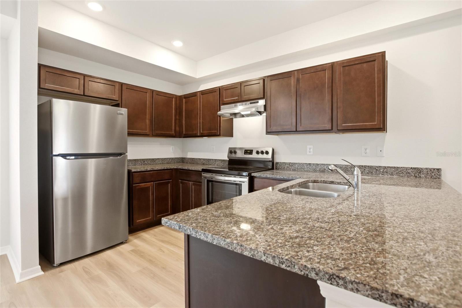 Image 14 of 46 For 29475-29477 Peace River Shores Boulevard