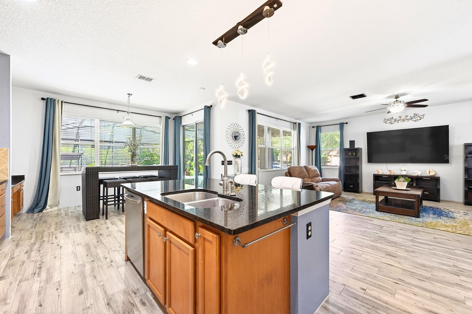 Image 10 of 46 For 2407 Parkside Meadow Drive