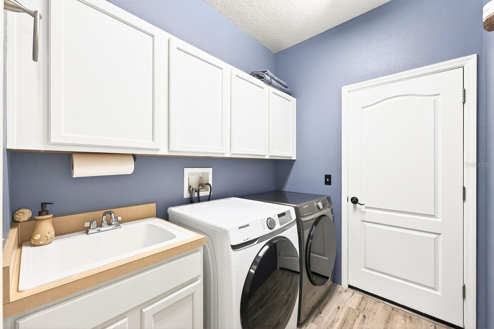Image 23 of 46 For 2407 Parkside Meadow Drive
