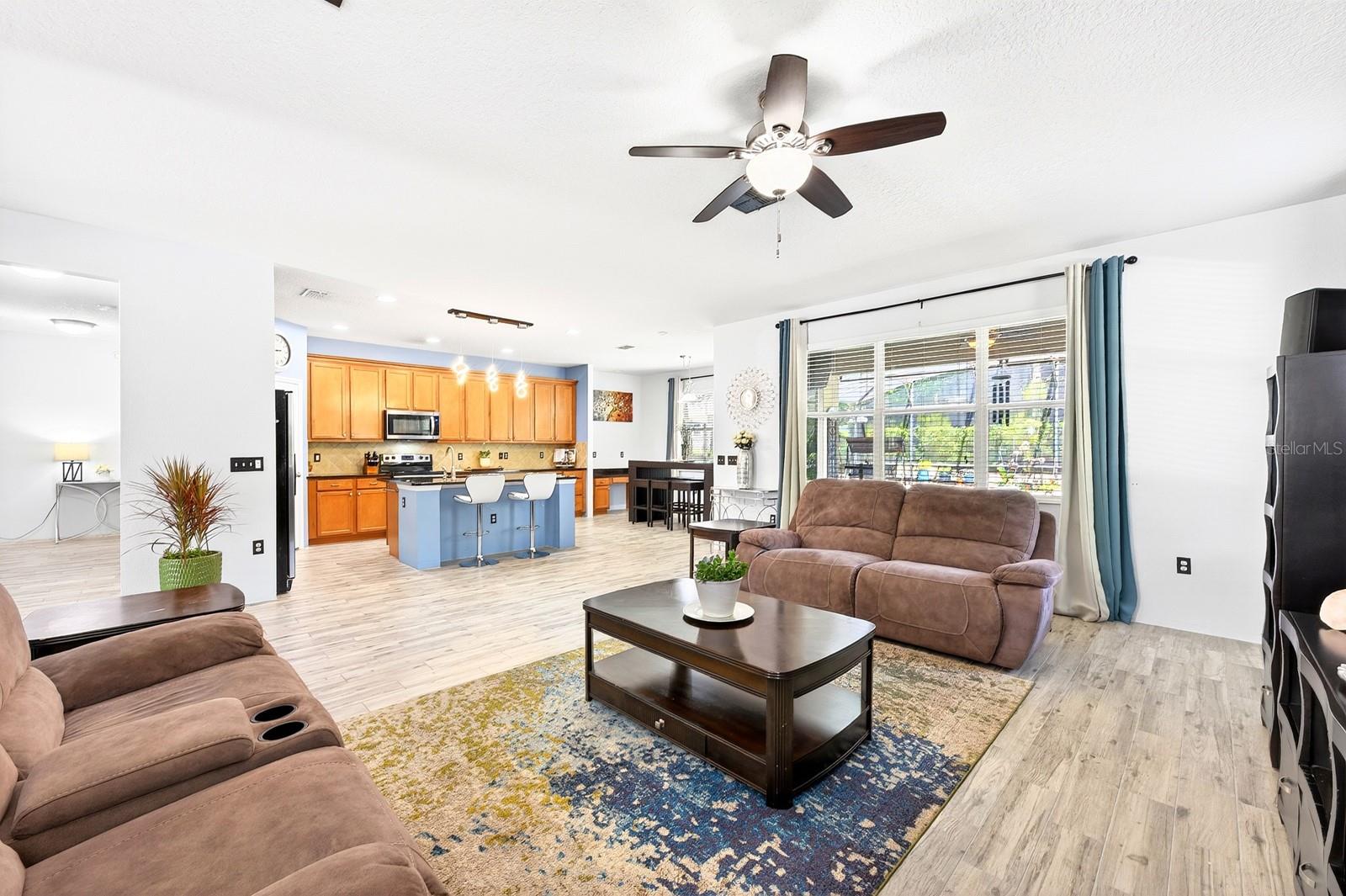 Image 5 of 46 For 2407 Parkside Meadow Drive