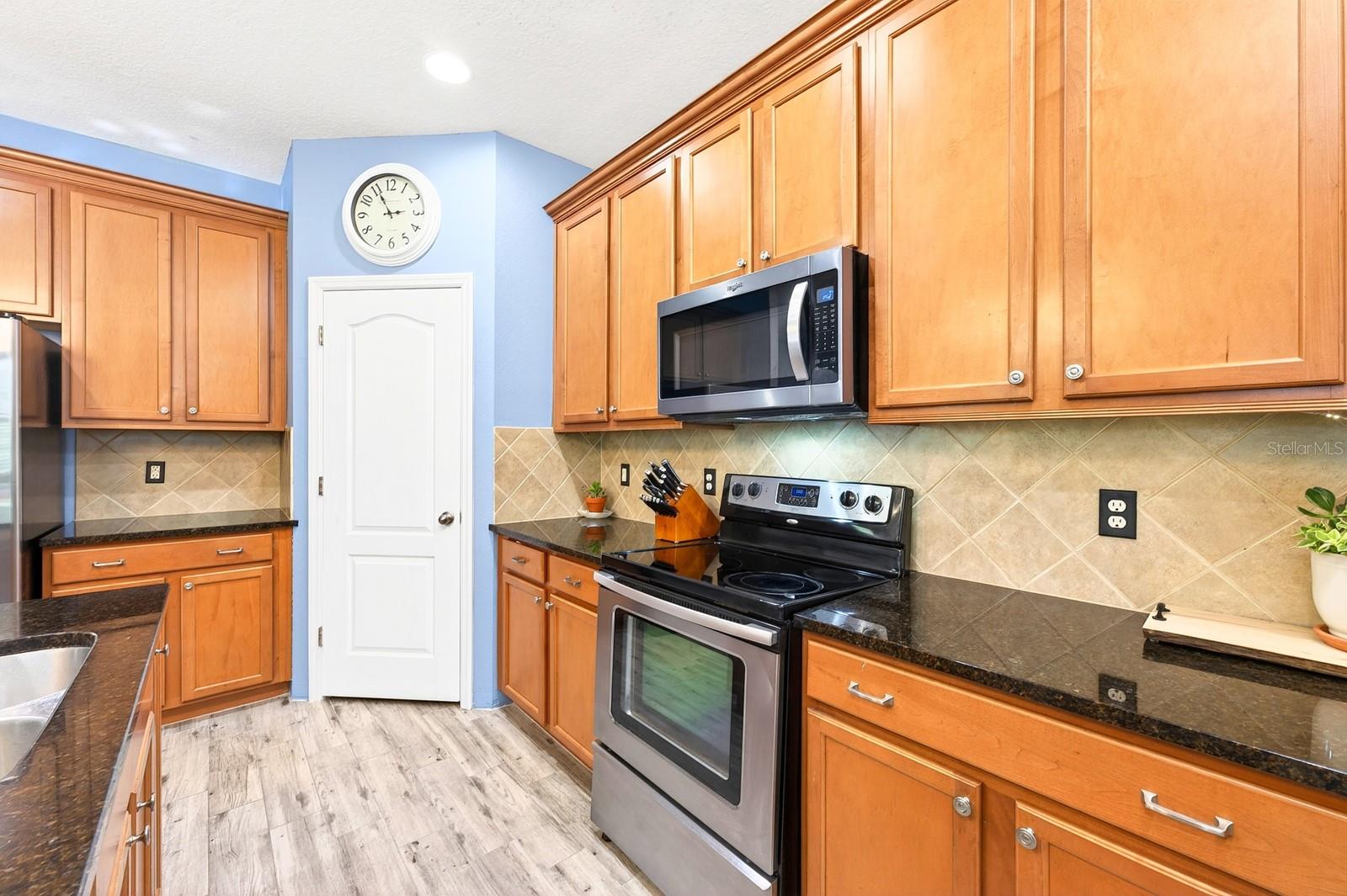 Image 9 of 46 For 2407 Parkside Meadow Drive