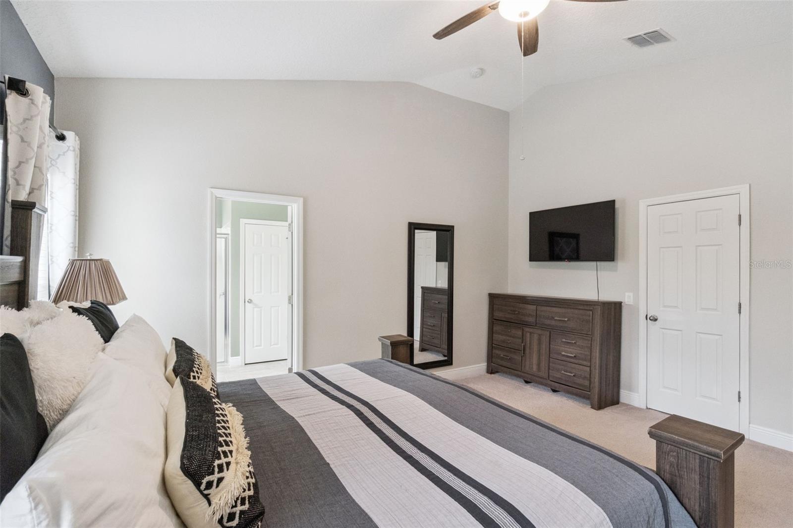 Image 11 of 40 For 3406 Feathergrass Court