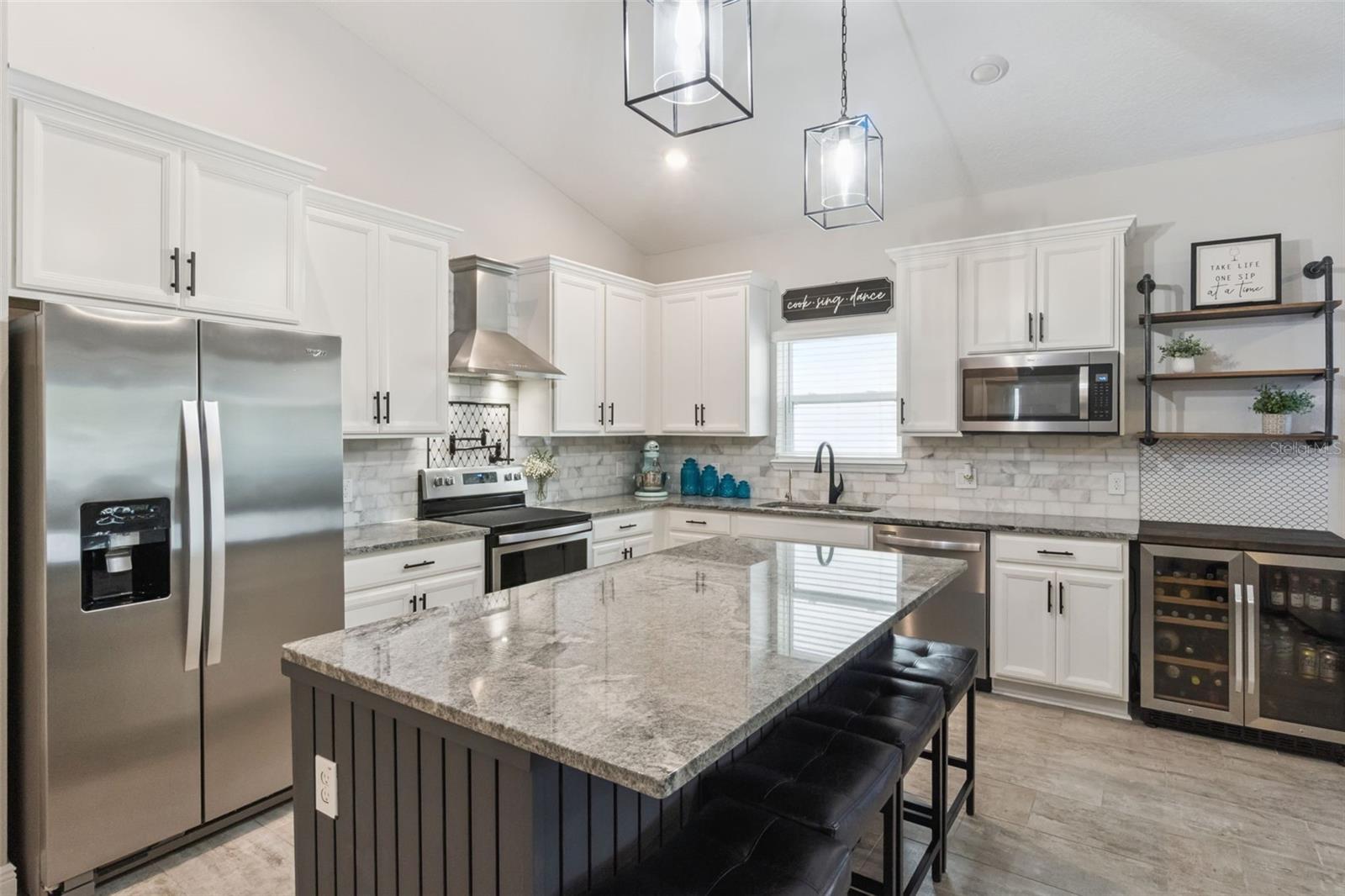 Image 3 of 40 For 3406 Feathergrass Court