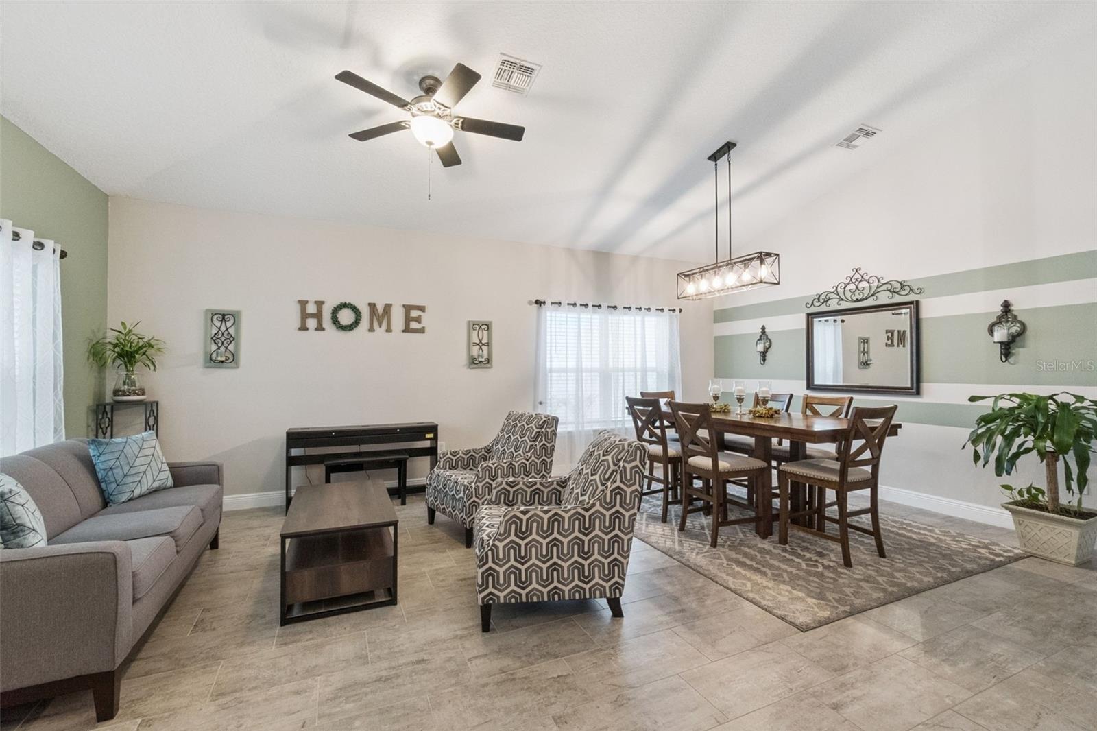 Image 5 of 40 For 3406 Feathergrass Court