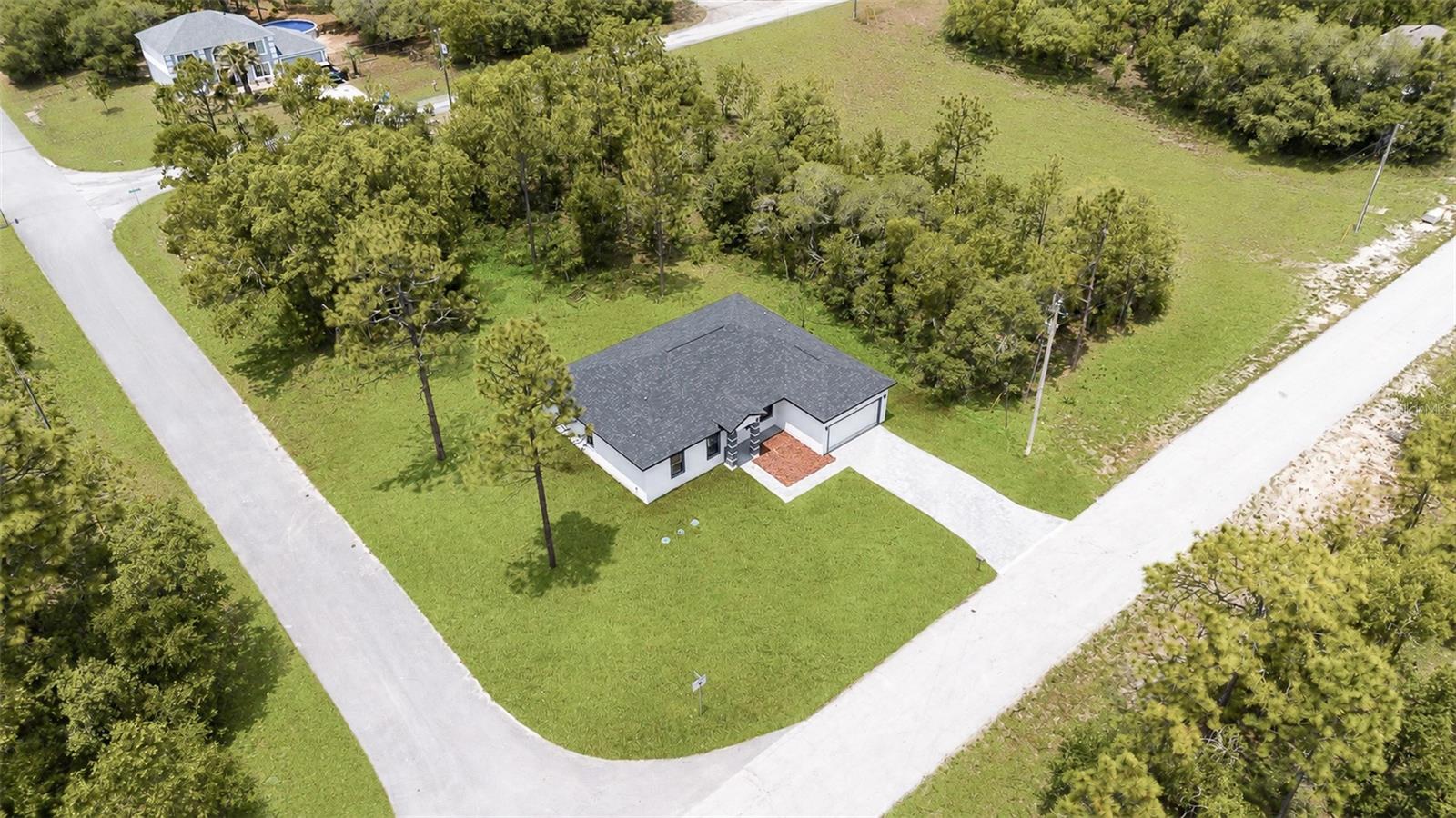 Listing photo id 0 for 9578 Wallace Way