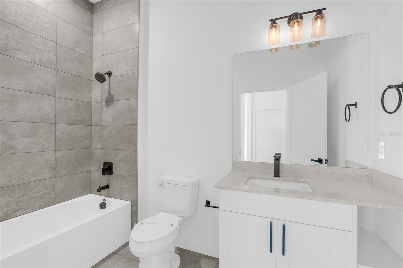 Listing photo id 23 for 9578 Wallace Way