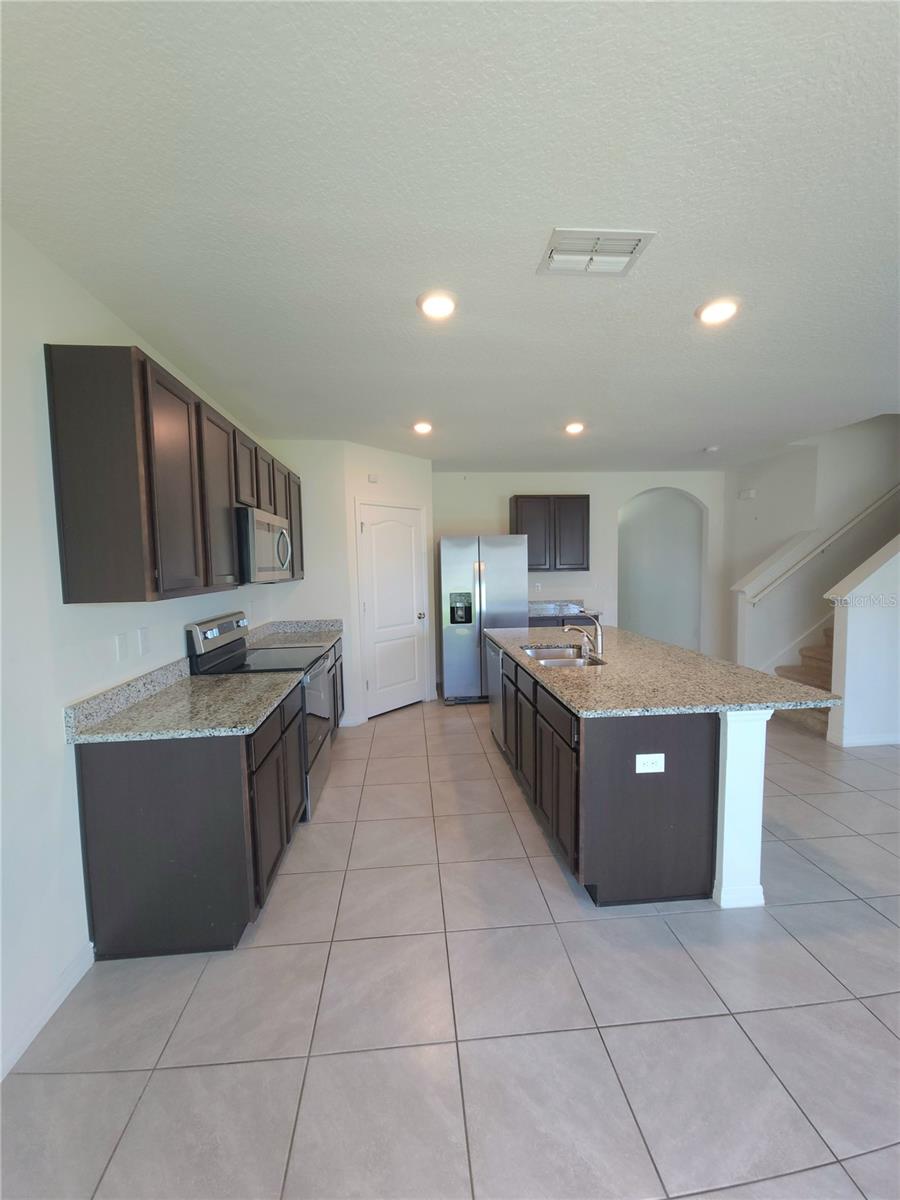 Image 4 of 20 For 575 Tortugas Street