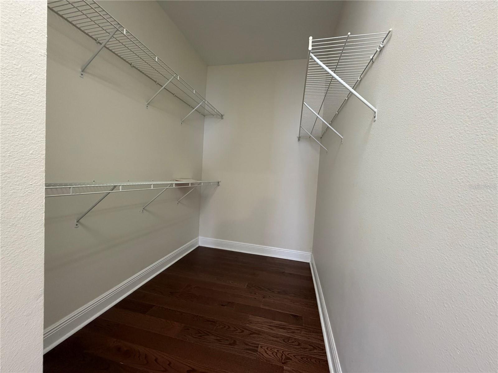 Image 18 of 28 For 3400 Golfview Boulevard A