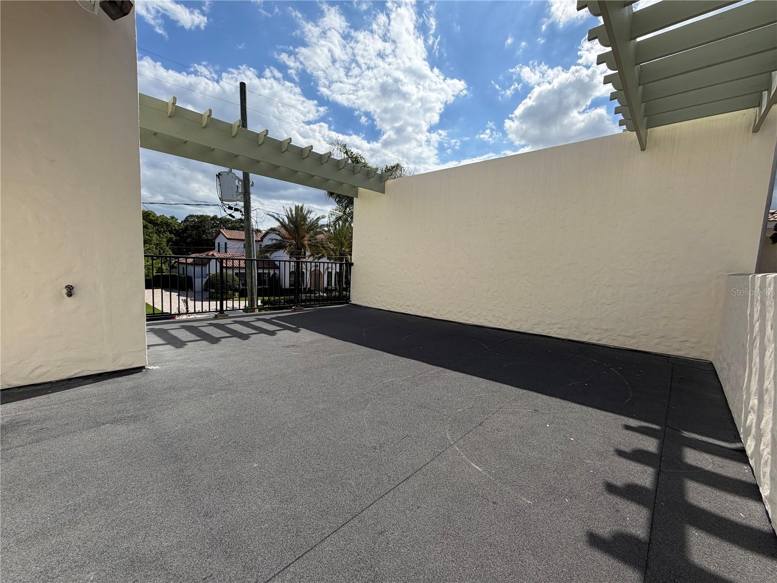 Image 23 of 28 For 3400 Golfview Boulevard A