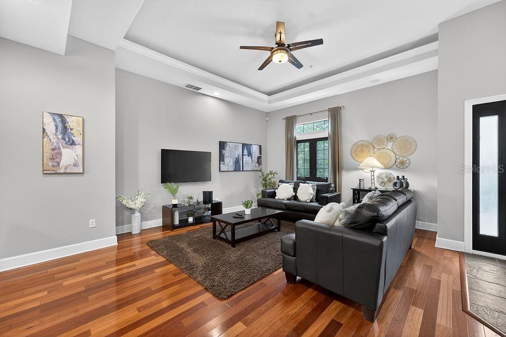 Image 11 of 40 For 14525 Damai Lane 14525