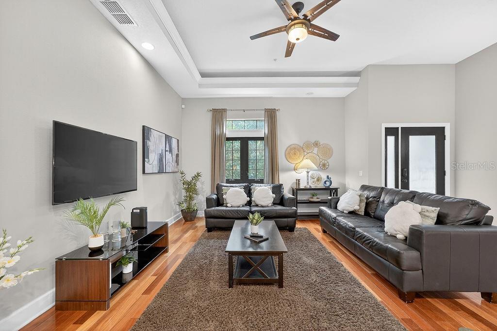 Image 13 of 40 For 14525 Damai Lane 14525