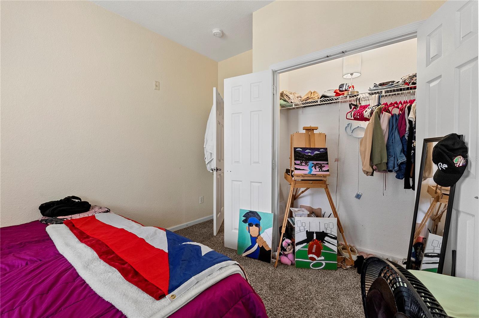 Image 11 of 29 For 8103 Coconut Palm Way 205